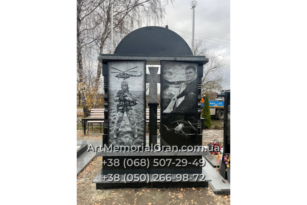 Меморіальний комплекс для військового 00886